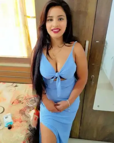 Desuri Escorts